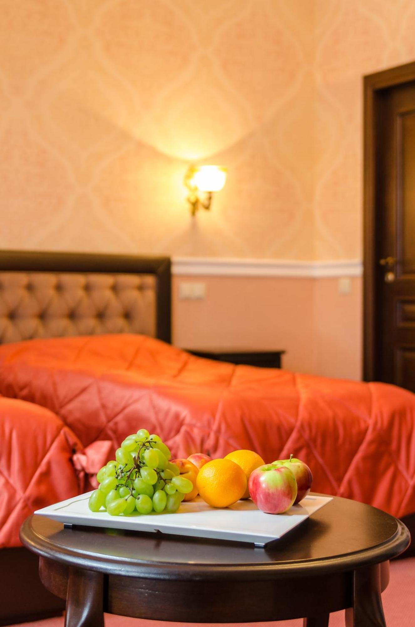 Franz Hotel&Restaurant Ivano-Frankivsk Eksteriør bilde
